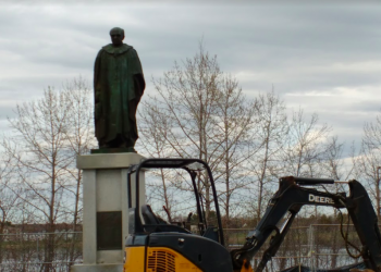 Aitken/Beaverbrook: maverick, manipulator and man of many parts